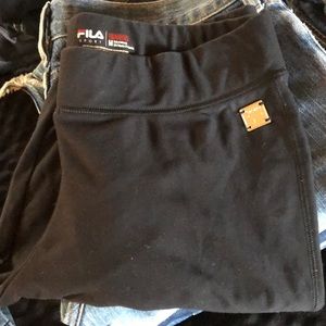 Fila leggings SO SOFT!
